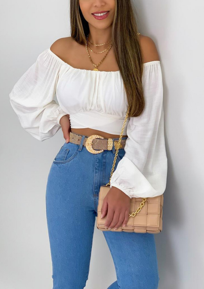 WHITE OFF-SHOULDER PUFF-SLEEVE TOP