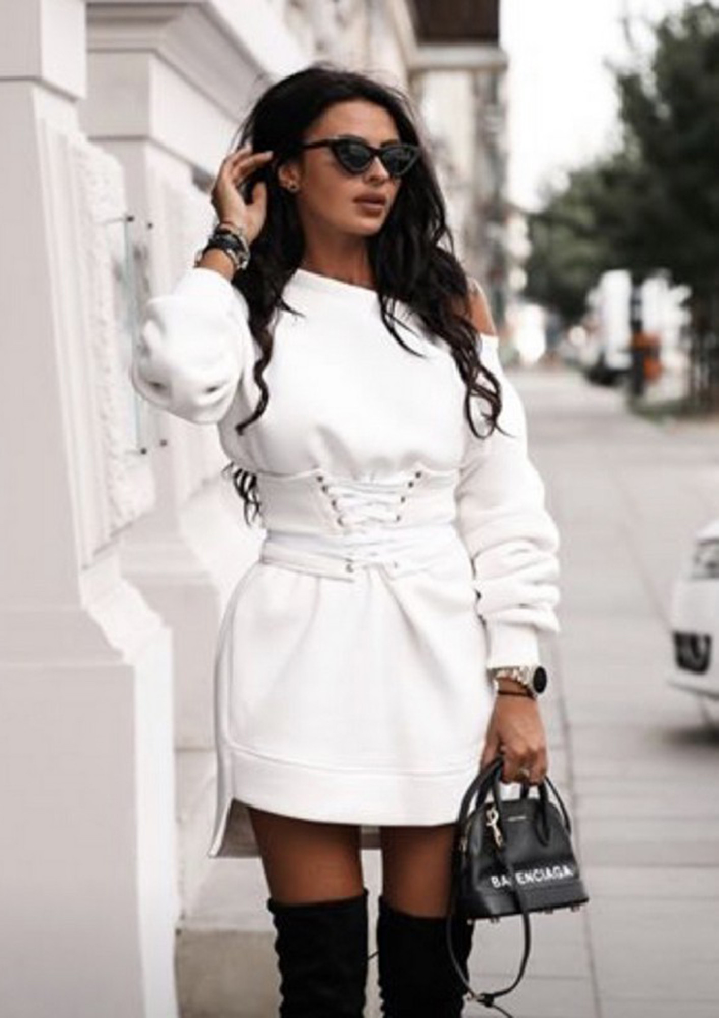 BUSY LADY WHITE LACE-UP DRESS