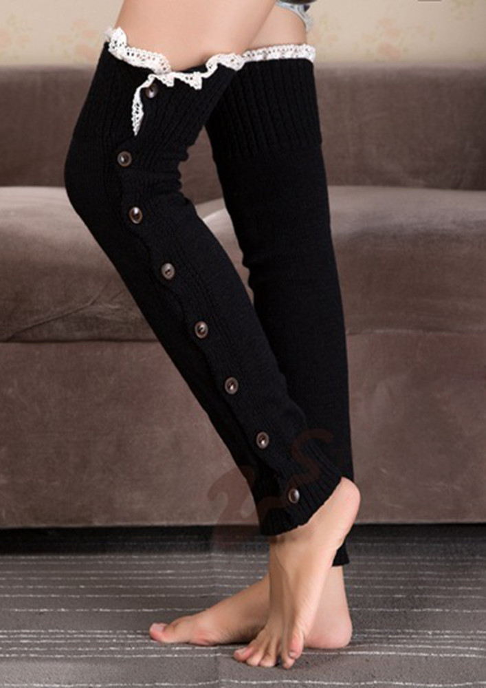 Contrast Buttoned Lace Trim Black Leg Warmer