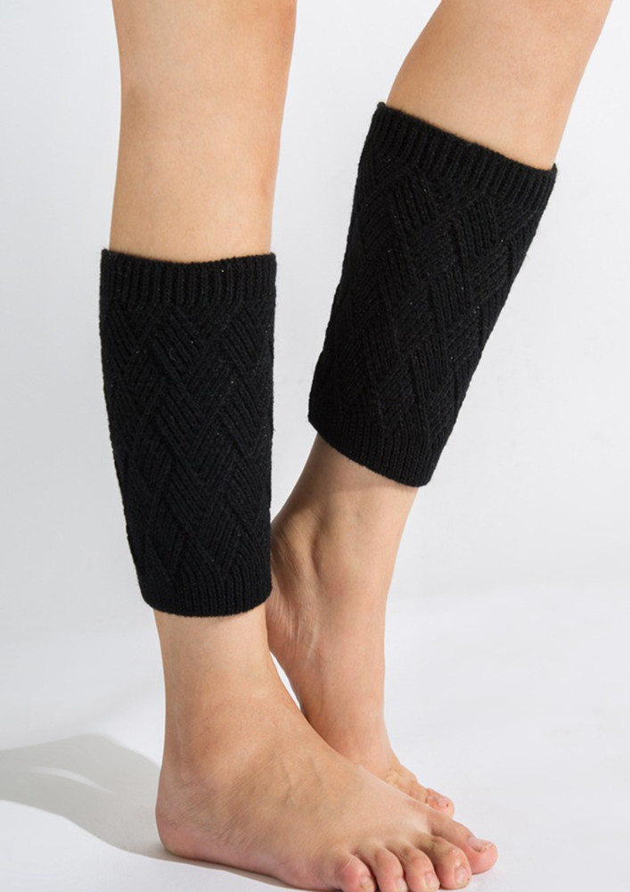Solid Black Geometric-texture Short Boot Cuffs