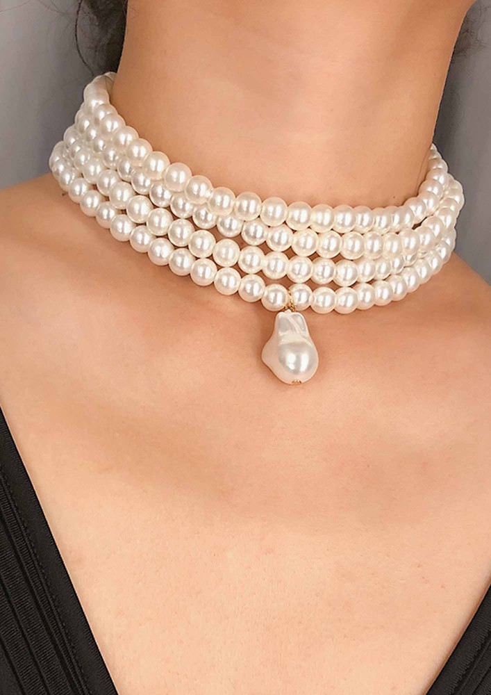 She's Royanty Pearl Necklace