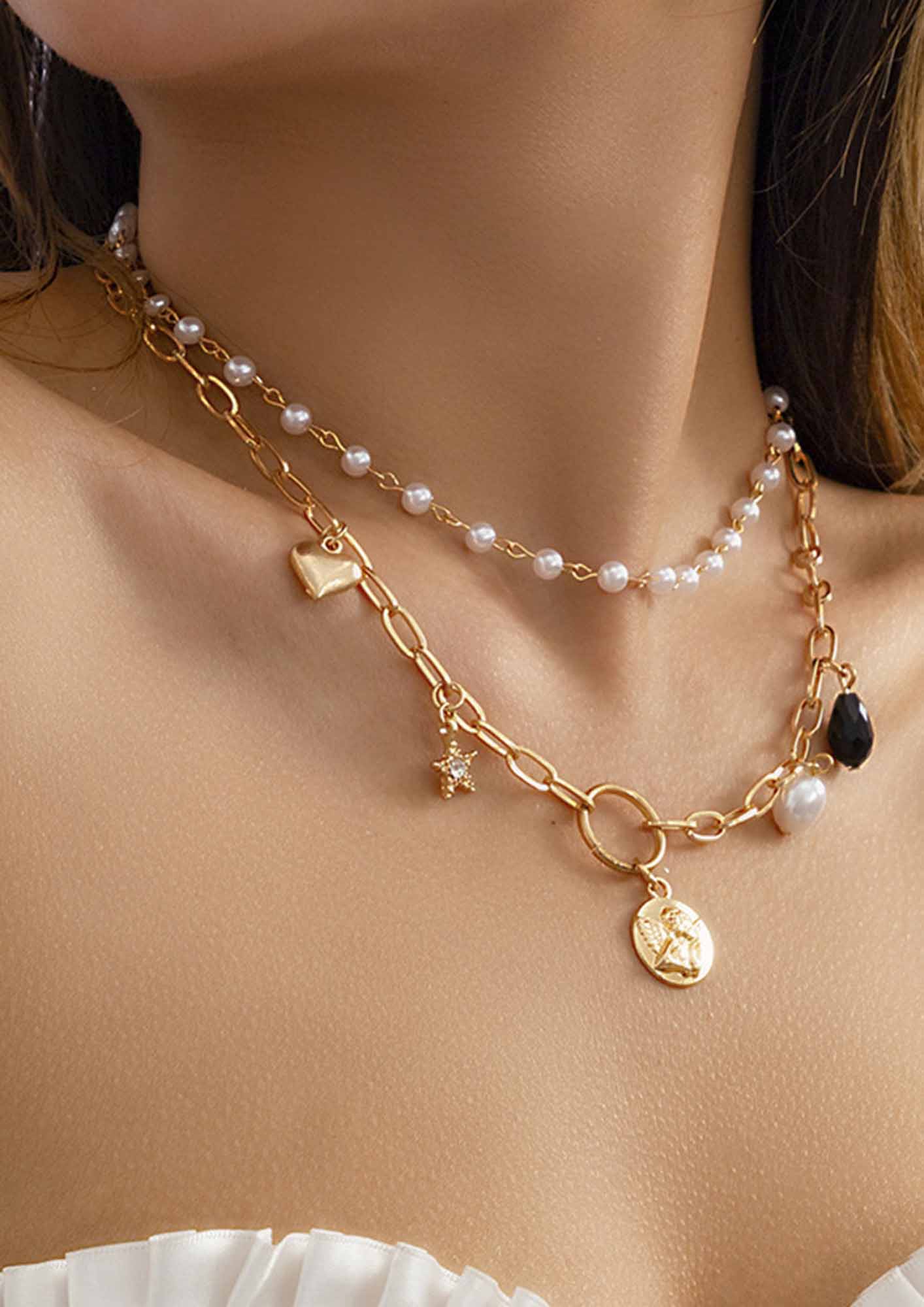 PEARLY PRICE GOLDEN NECKLACE