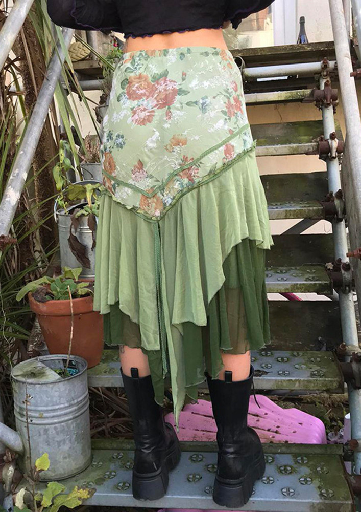 A Seasonal Green Skirt