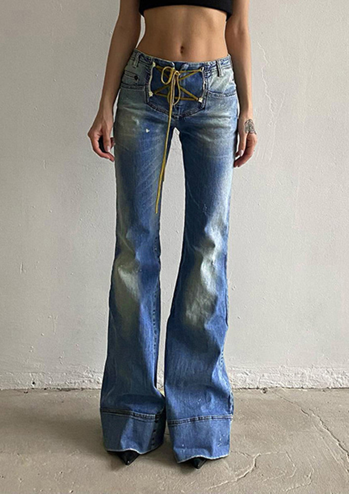 WASHED OUT BLUE 90'S CLASSICAL FLARED JEANS