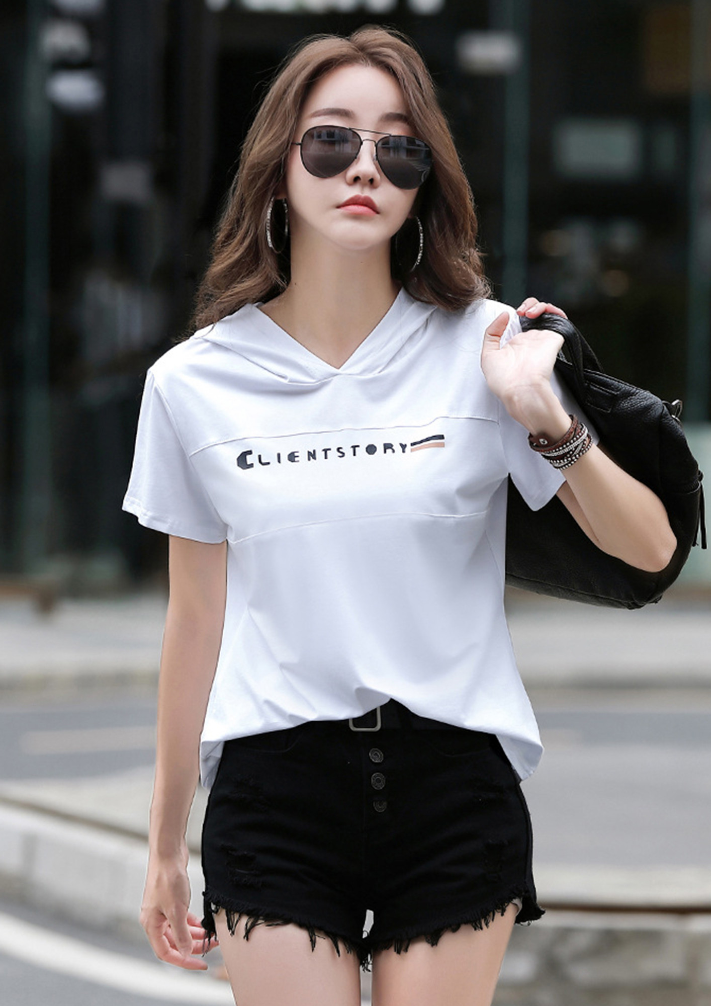 CLIENT STORY WHITE T-SHIRT