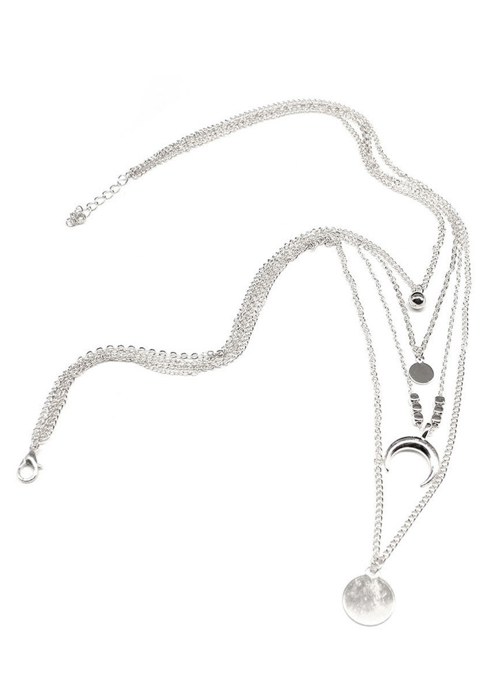 MOONS AND LAYERS SILVER-PLEATED NECKLACE
