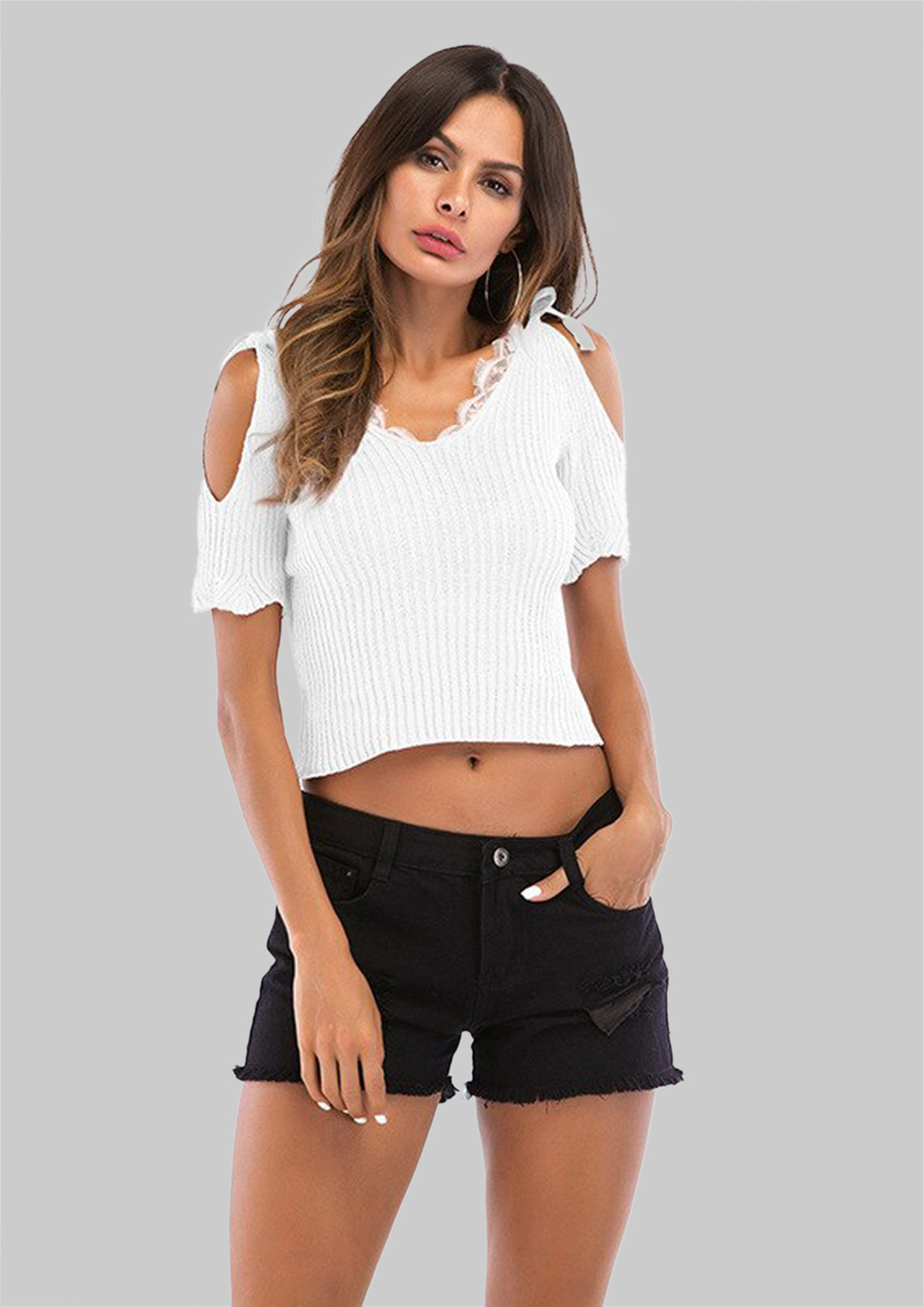 IN RIBBED CUT-OUT SHORT SLEEVE WHITE CROP TOP