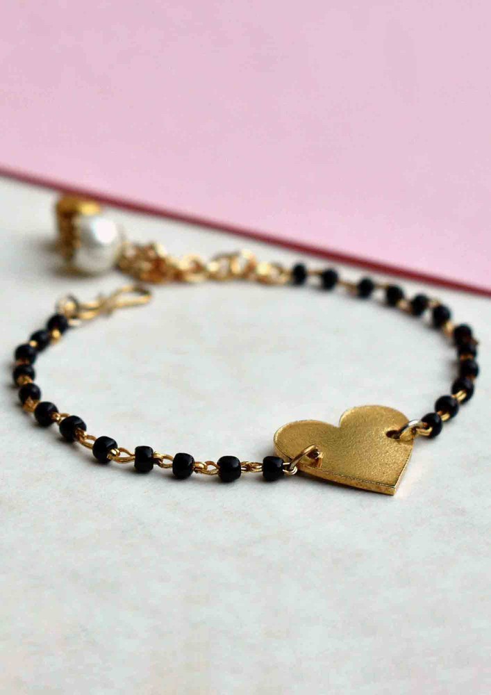 Amore- The Heart Charm Mangalsutra Bracelet