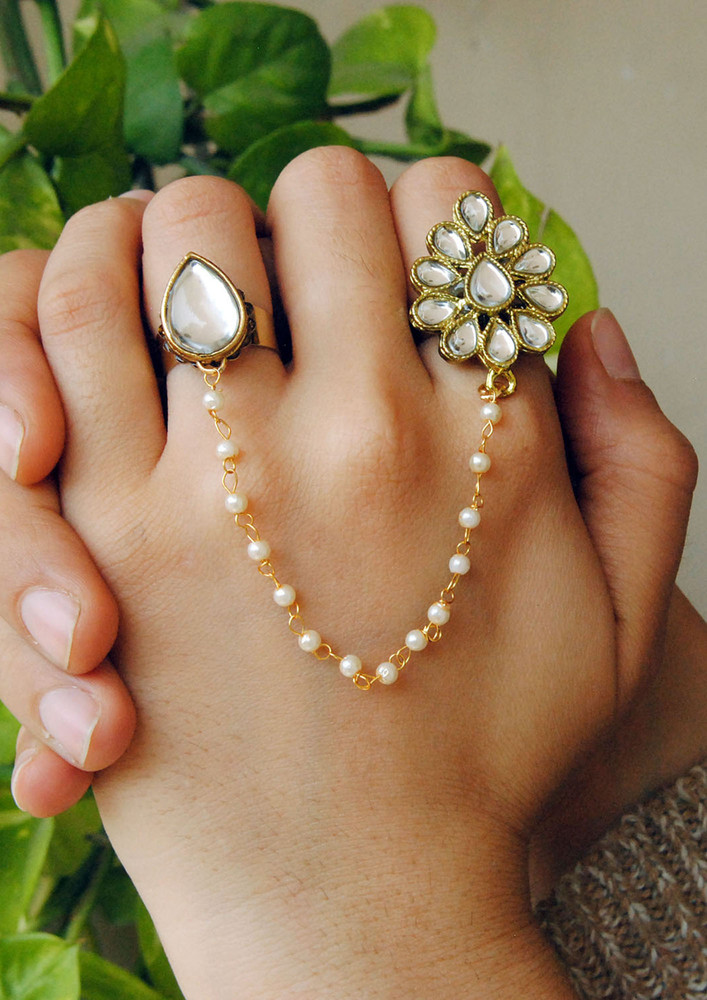 The Dynamic White Pear Duo Ring