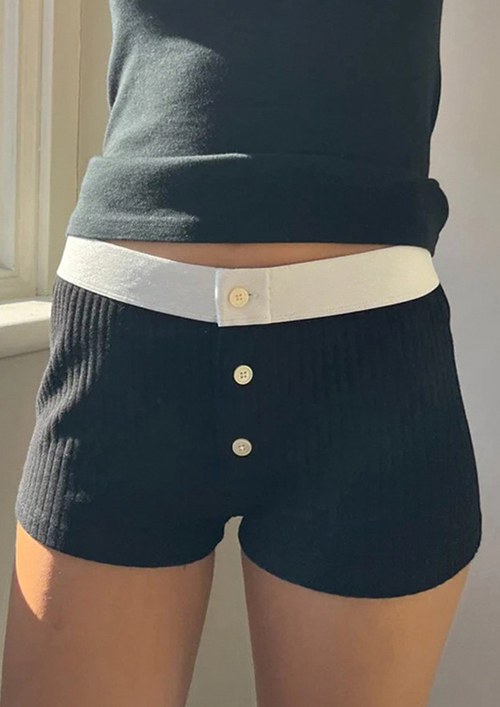 BLACK Low-rise Button-down Shorts