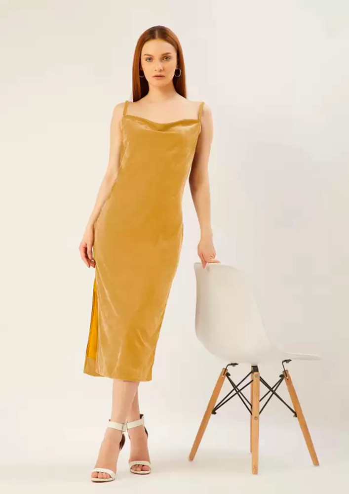 Women Yellow Solid Sheath Dress