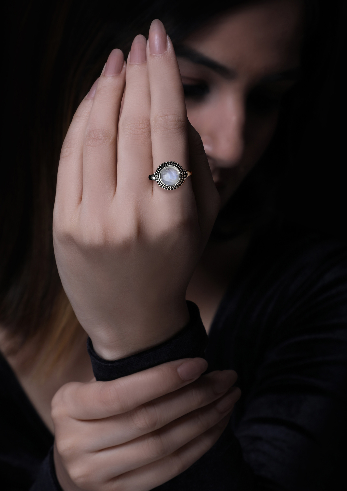 Anushka Sharma Oxidised Silver Moonstone Ring