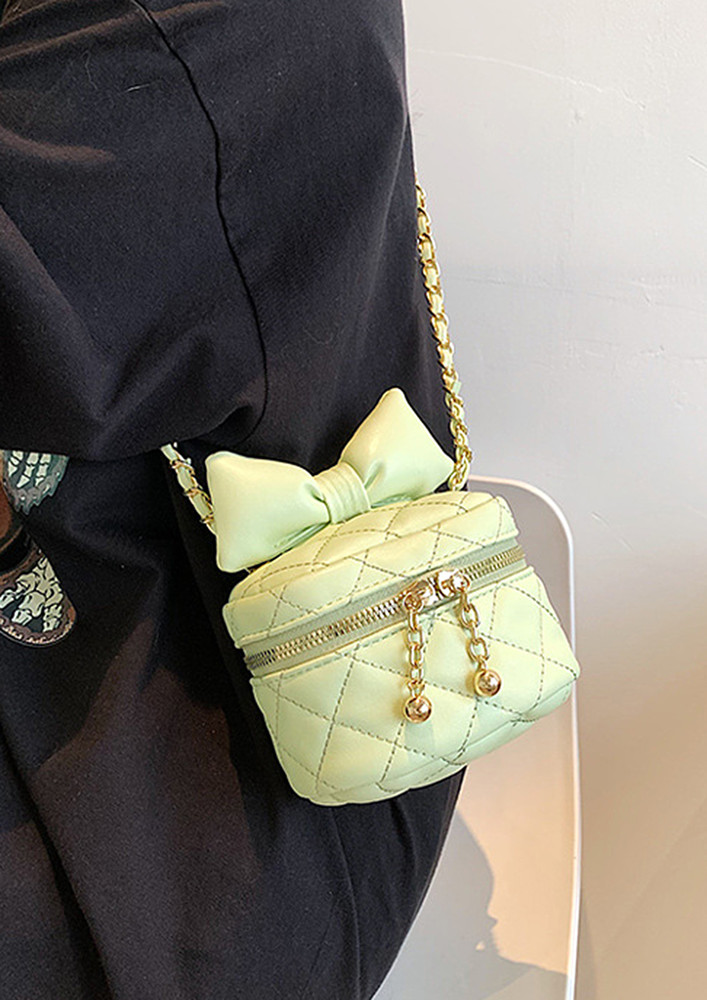 GREEN BOW-KNOT DECOR QUILTED BUCKET BAG