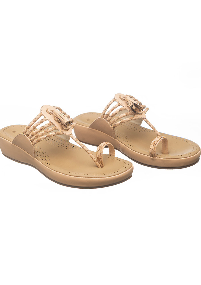 Rose-gold Kolhapuri Style toe-ring Sandals