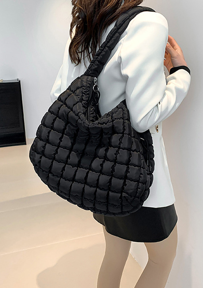 BLACK QUILTED GEOMETRIC COTTON TOTE BAG