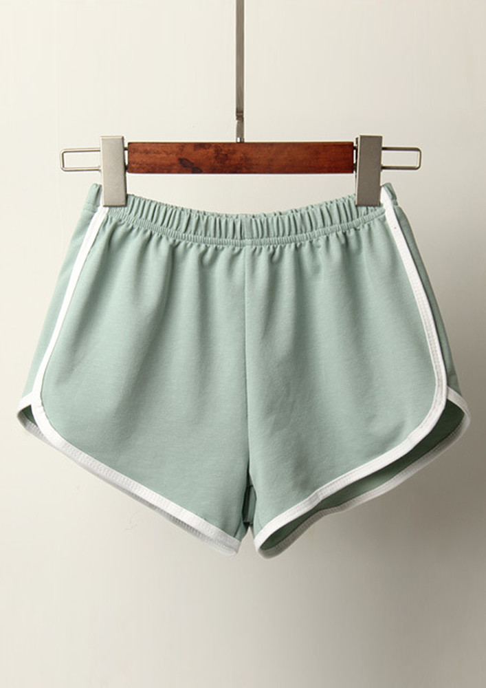 Green Contrast Lining Hot Pants