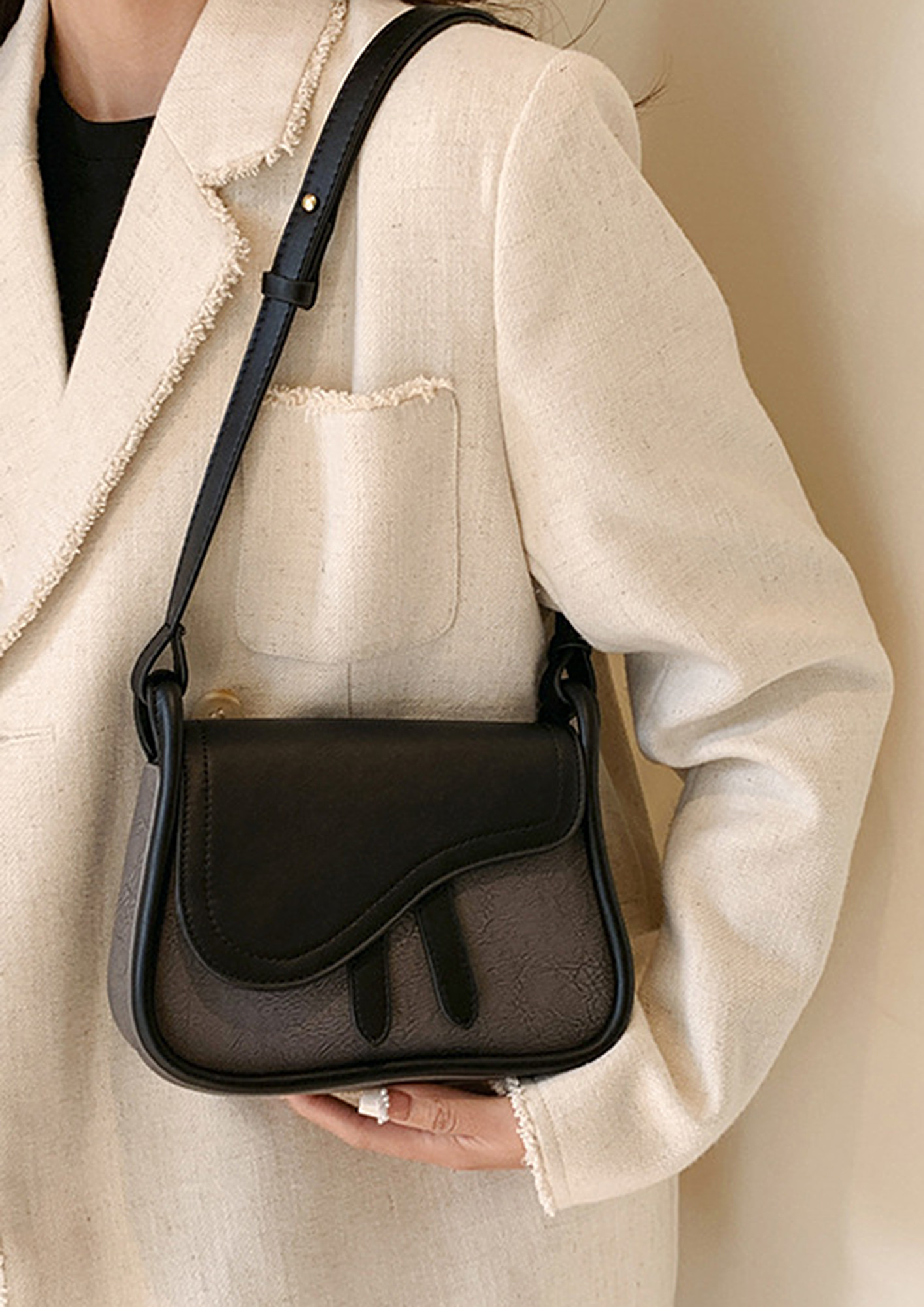 Fashion Small Crossbody Purses for Women Multi Pocket Travel Bag Over The  Shoulder with Extra Long Strap, Light Grey - Walmart.com