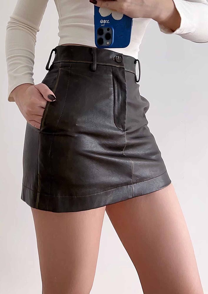 High-rise Black Short Skirt