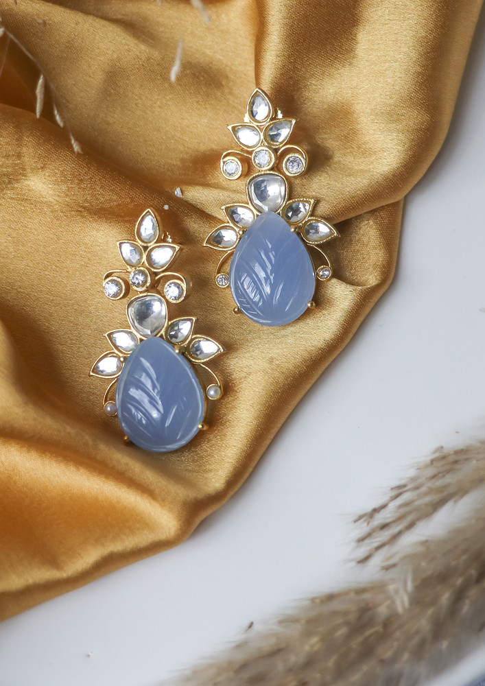 Elegant Carving Cornflower Blue Stone Earring
