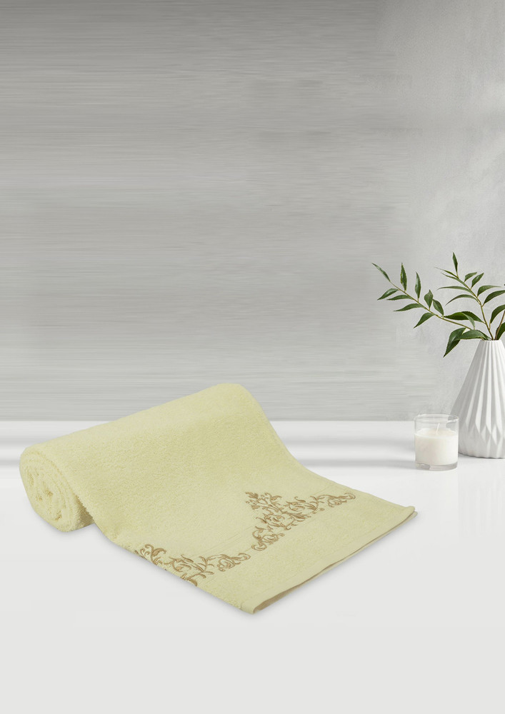 Lush & Beyond Bath Towel Set of 1, 100% Cotton Towel for Men & Women 500 GSM Towel(Cream_VD, Size 26X55 inches)