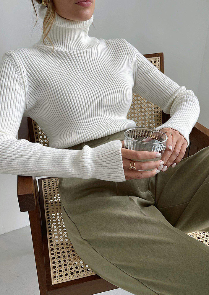 POLO NECK KNITTED WHITE SLIM TOP