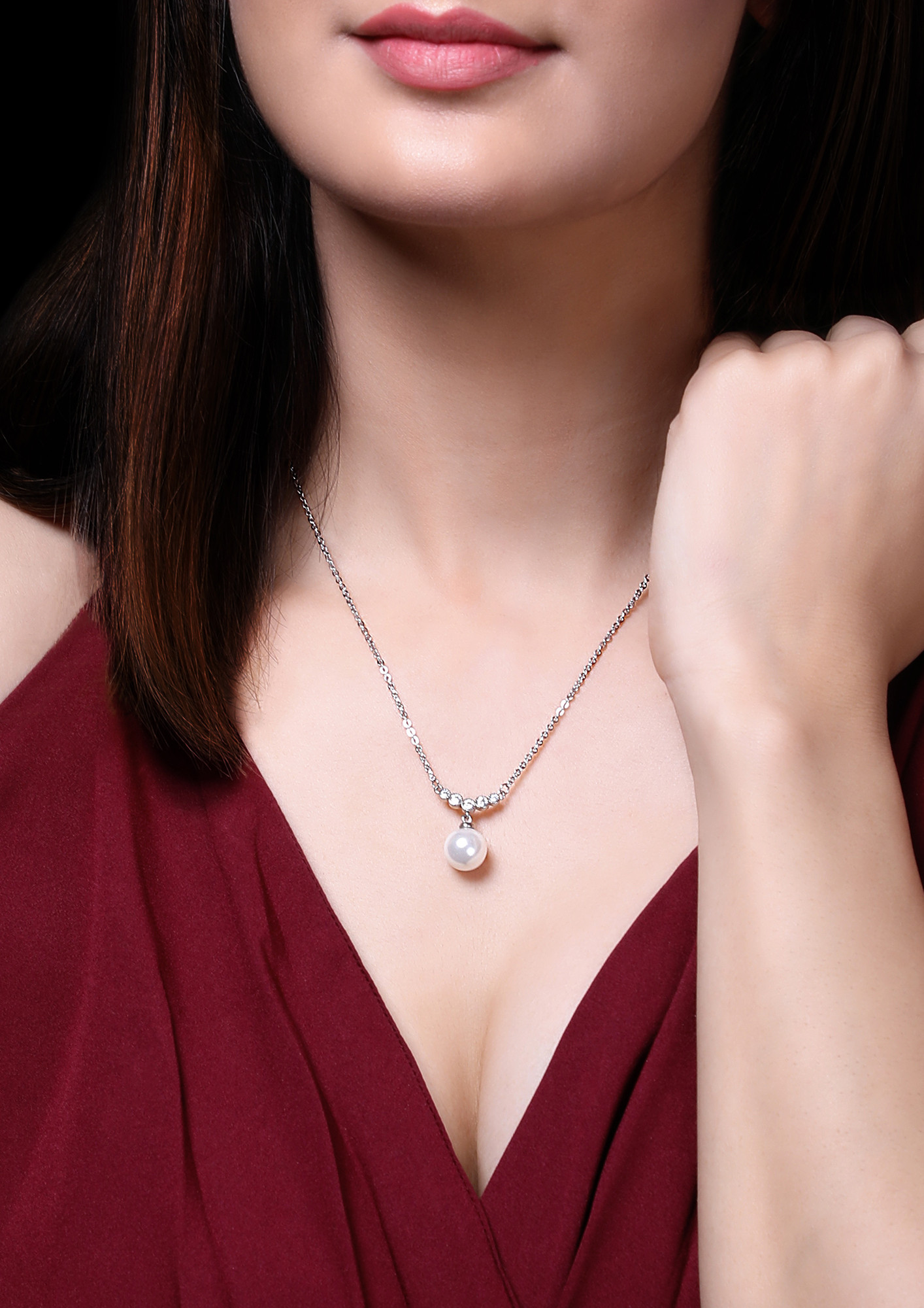 Silver Minimal Pearl Necklace