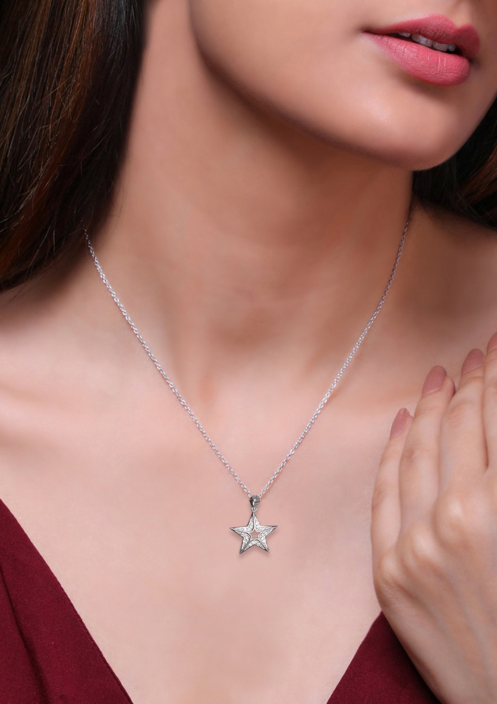 Silver Shining Star Pendant With Link Chain