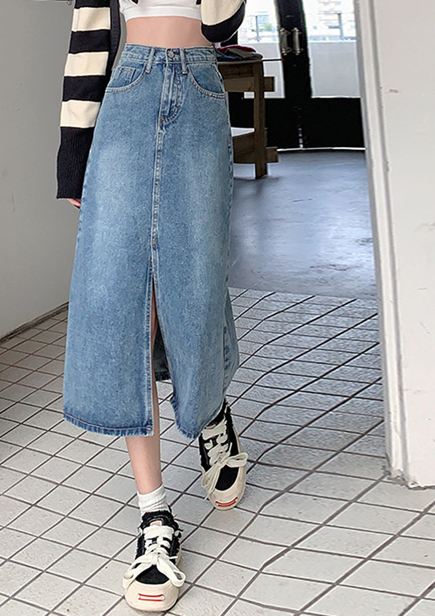 Vintage Denim Skirt Women's Fashion Slit Stitching MID-Length A-Line Skirt  - China Clothes and Clothing price | Made-in-China.com