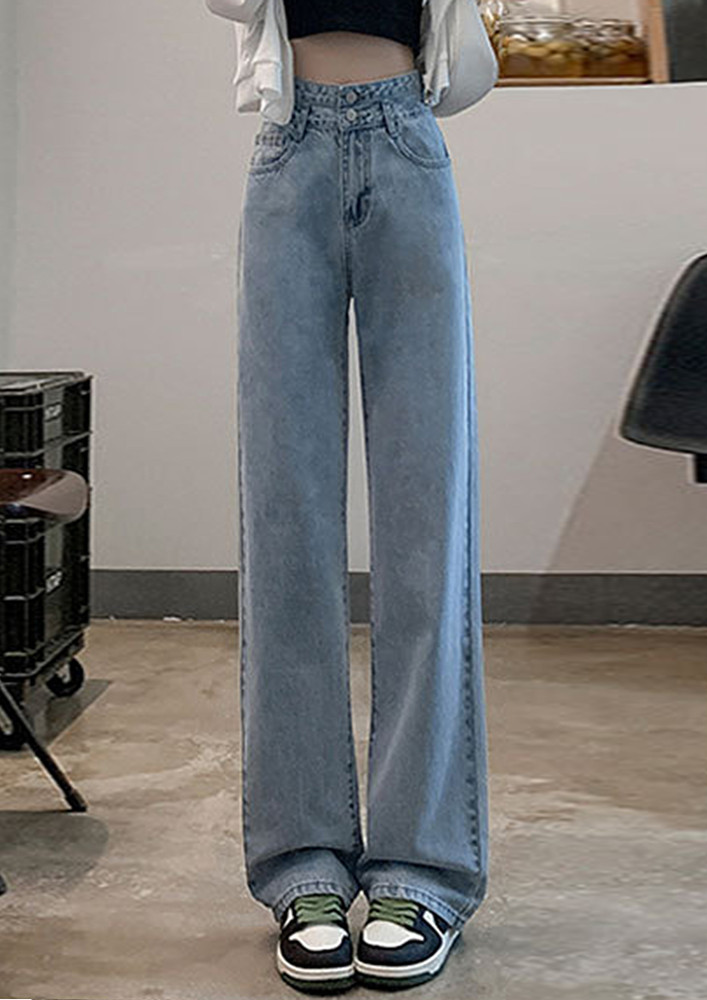 Ultra High-rise Light Blue Straight Jeans