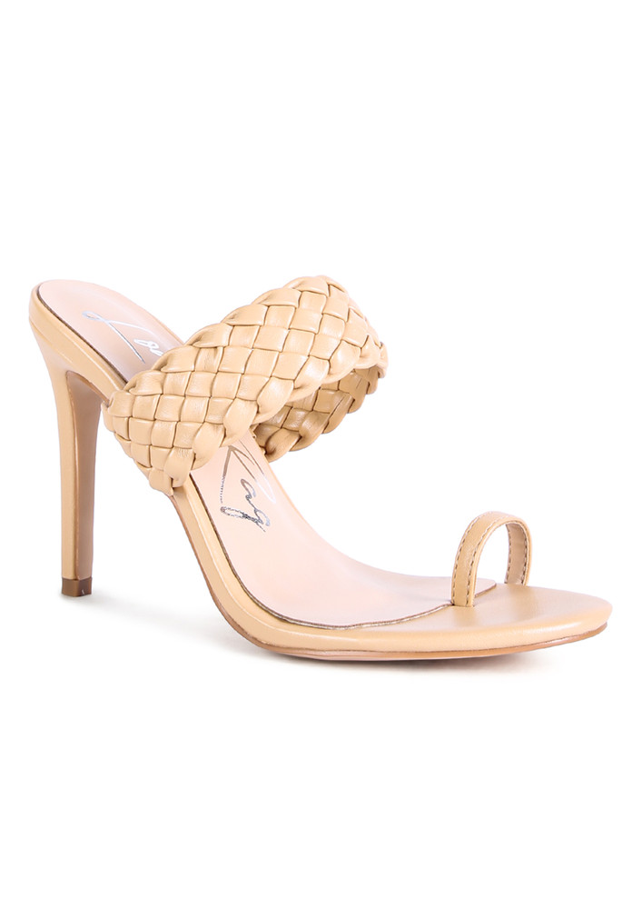 Woven Strap Toe Ring Sandals In Beige