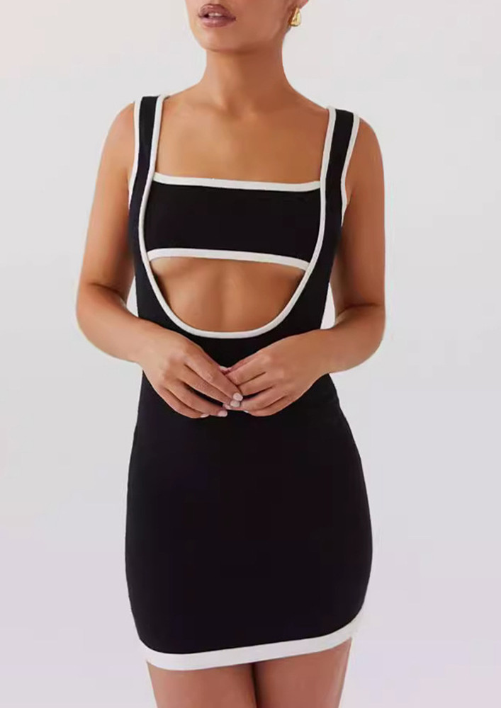 Black Open-back Contrast-lined Dress