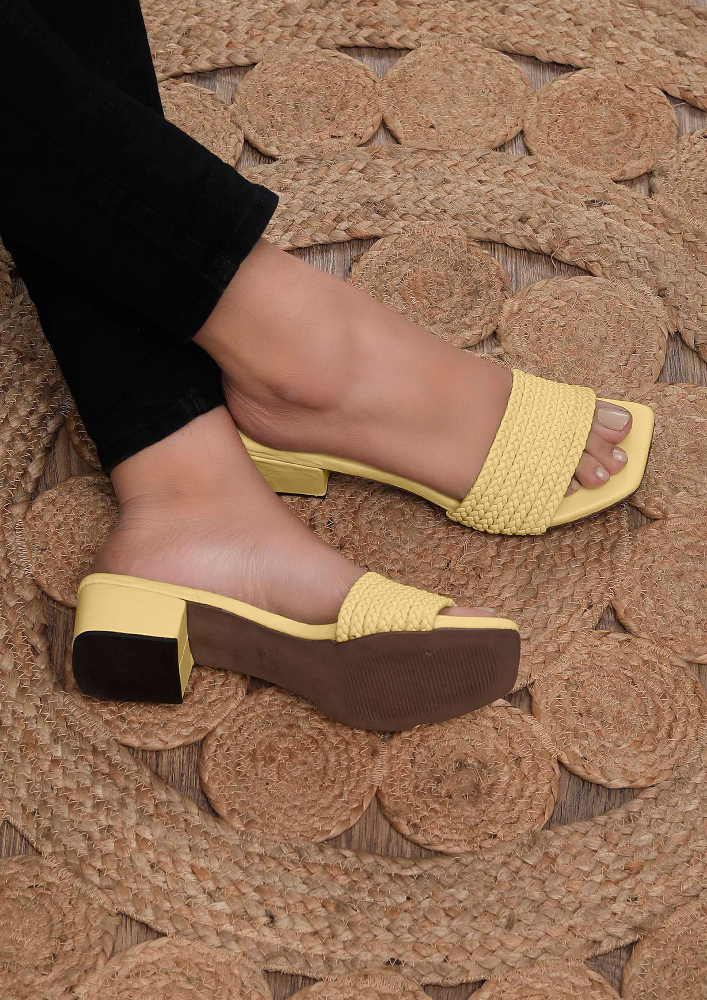 Mia Shoes | Shoes | Mia Limited Edition Lemon Yellow Patent Leather Heels |  Poshmark