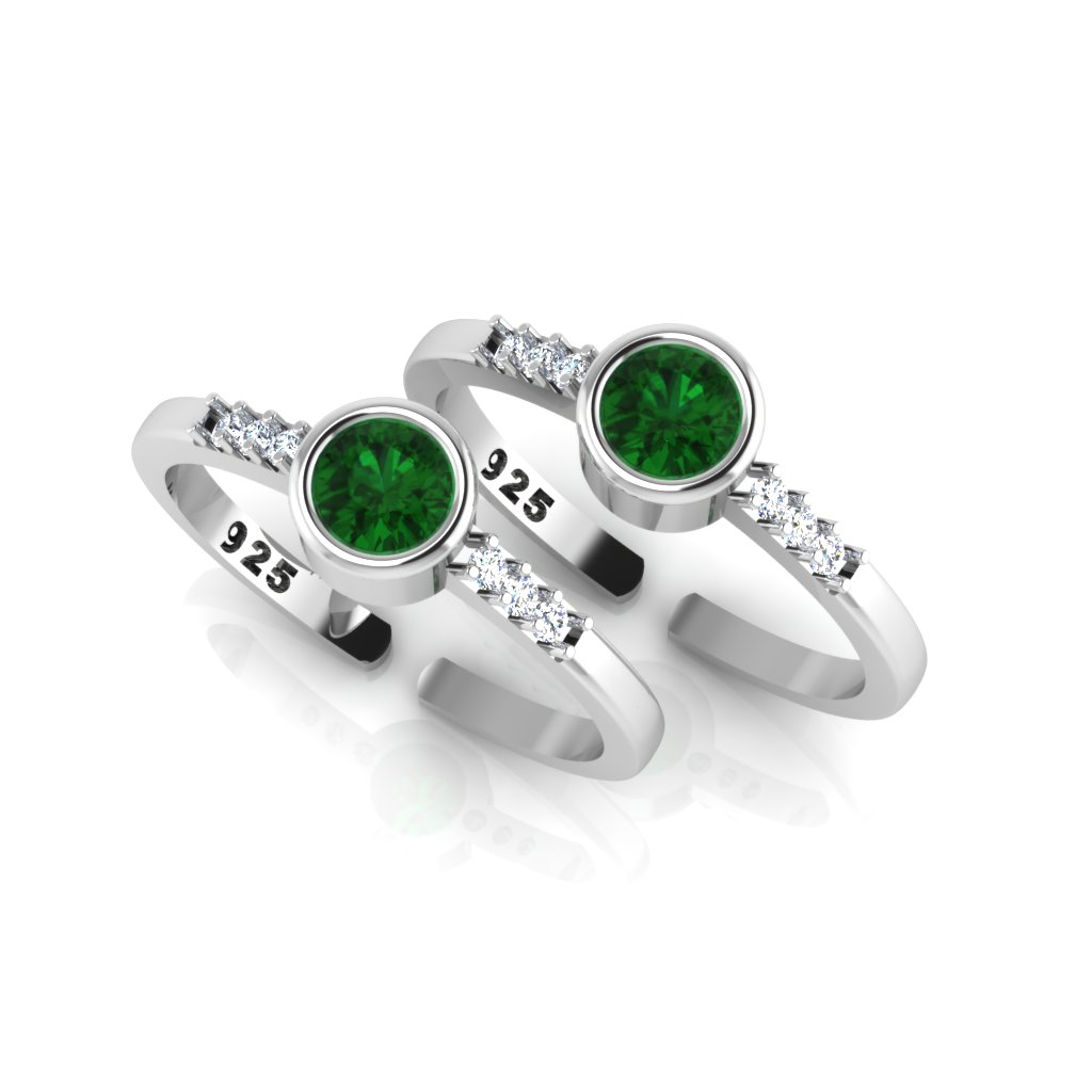 White Plating Round Emerald Silver Toe Ring