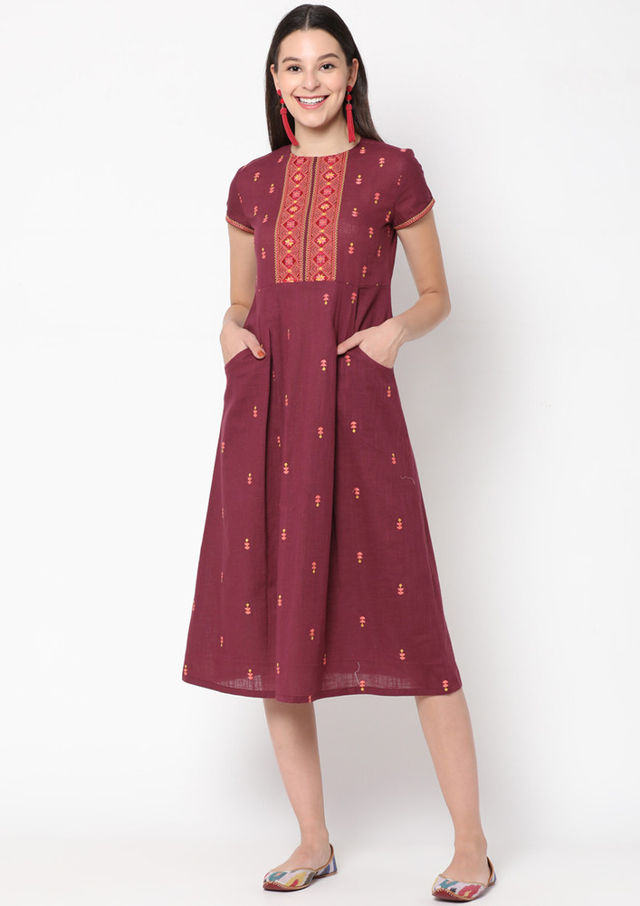 Wine Dress With Pockets And Embroidery