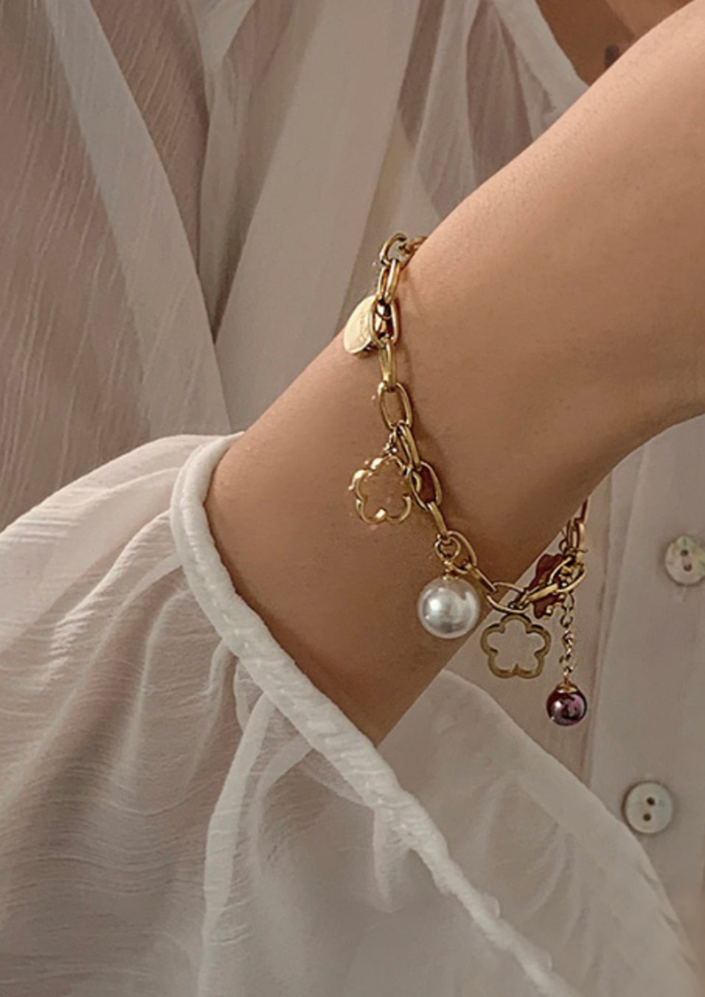 Carlton London Gold Plated with Pearls Charm Bracelet for Women – Carlton  London Online