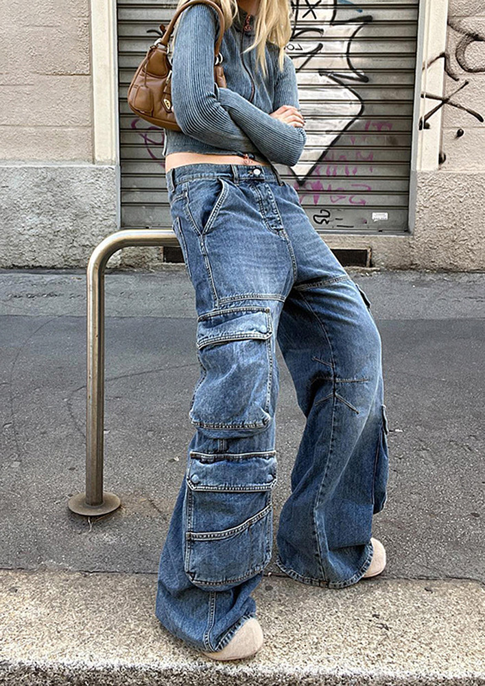 MULTIPOCKETED BLUE LOW-WAIST STRAIGHT JEANS