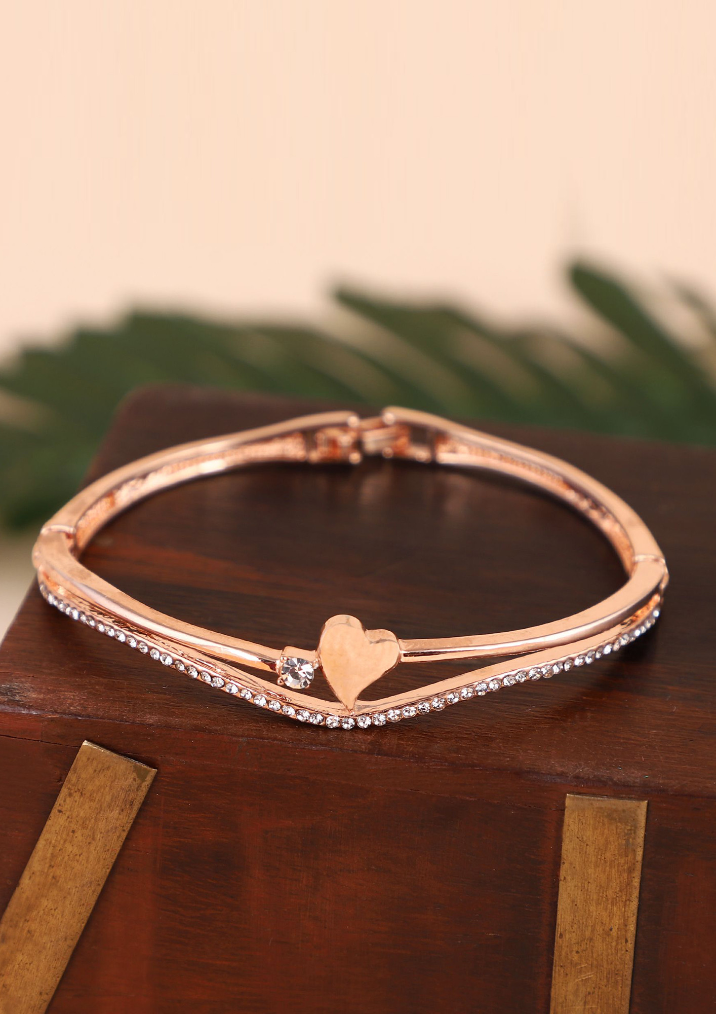 ZaffreCollections Rose Gold Plated Valentine Heart Bracelet Gift for Girlfriend