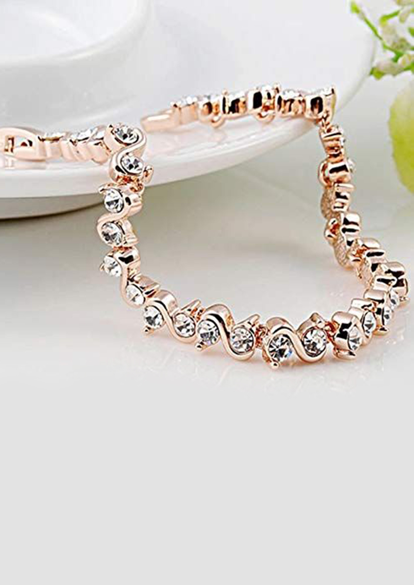 Zaffre Collections Trending Rose Gold Plated Bracelet for Girls