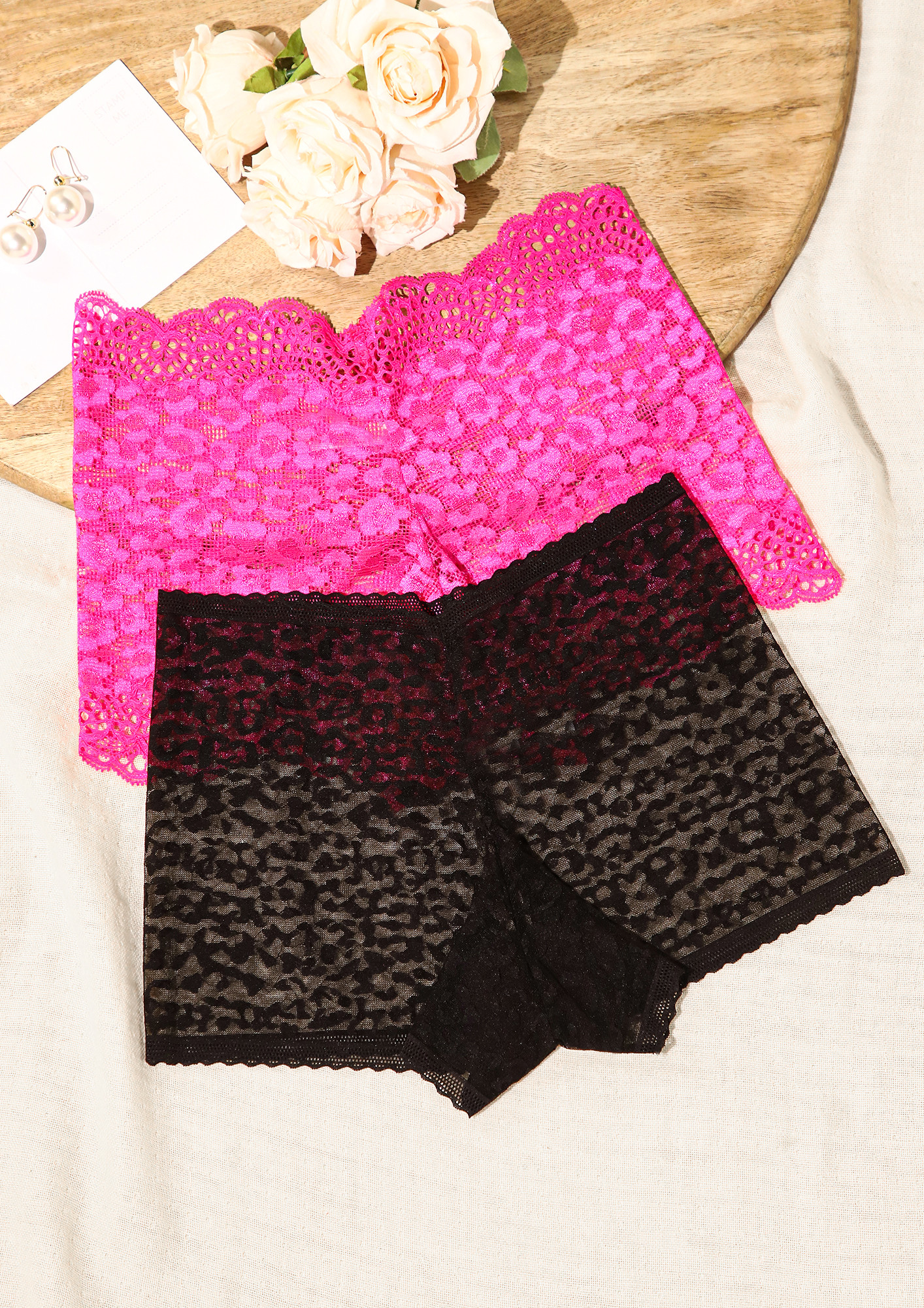 BLACK AND BRIGHT PINK