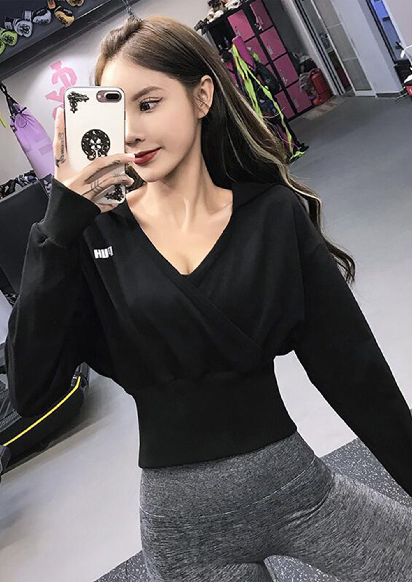 MOTIVATING YOUR EVERYDAY BLACK HOODED SPORTS BLOUSE