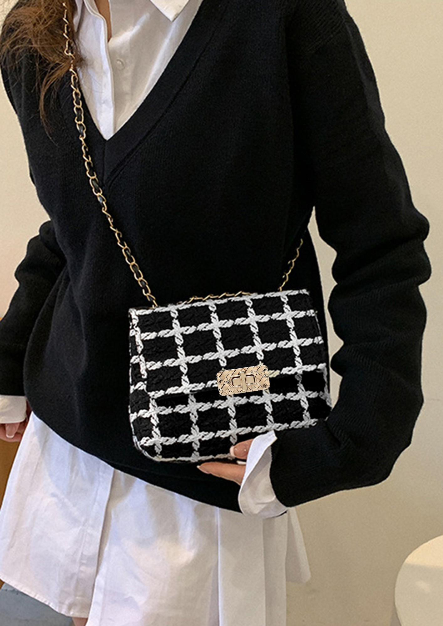 Buy TEXTURED LAYERED-CHAIN-SLING BLACK CLUTCH for Women Online in India
