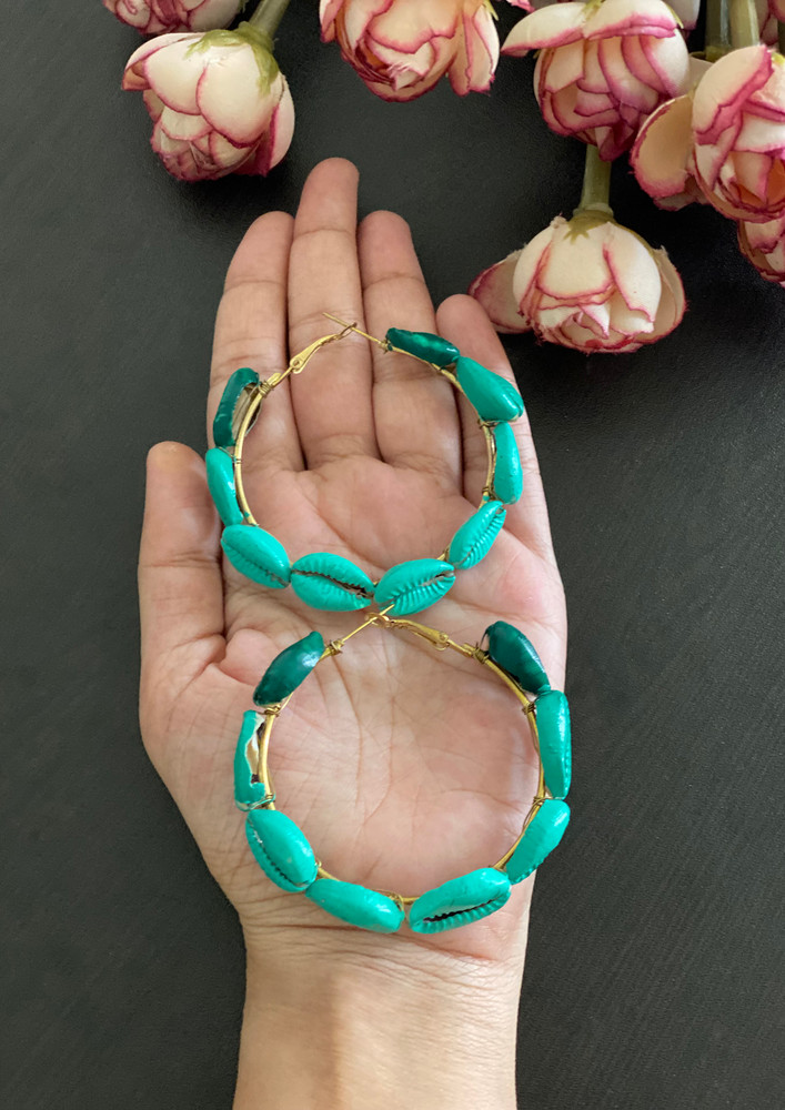 Ombre Shell Green Hoops