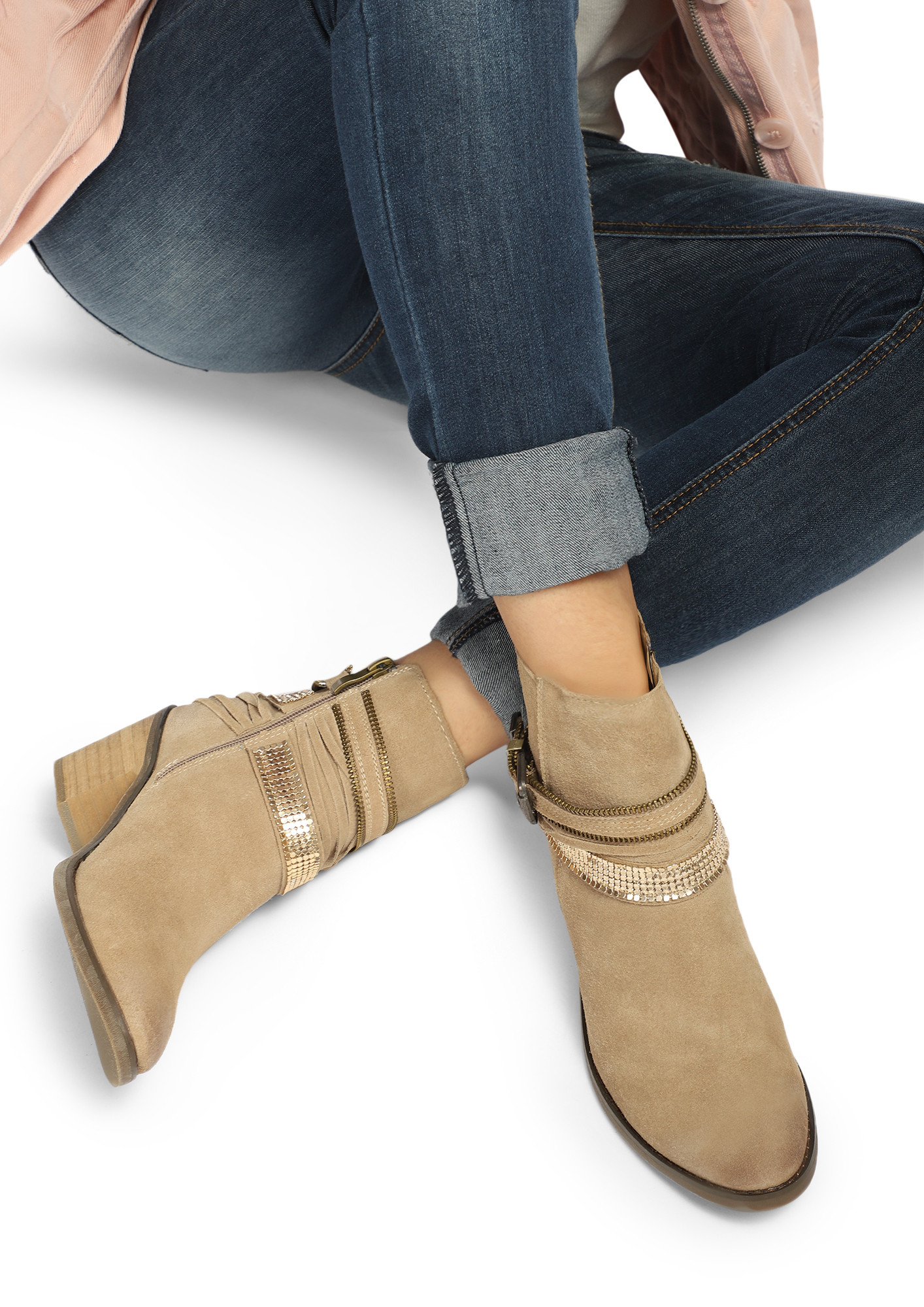 READY TO ROCK BEIGE ANKLE BOOTS