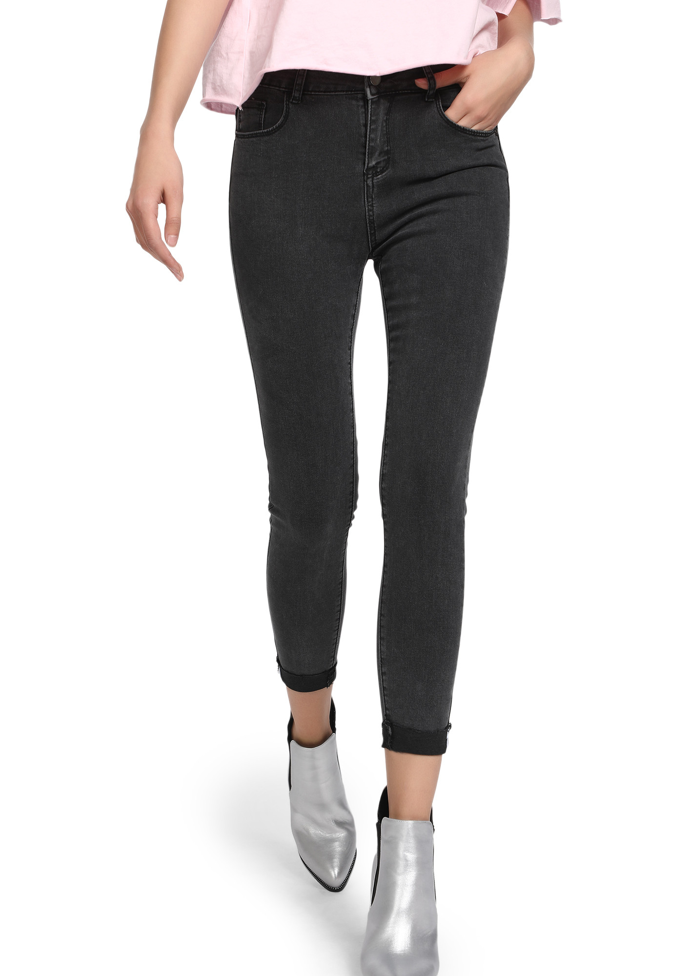 WHAT'S YOUR STYLE SCORE BLACK SKINNY JEANS