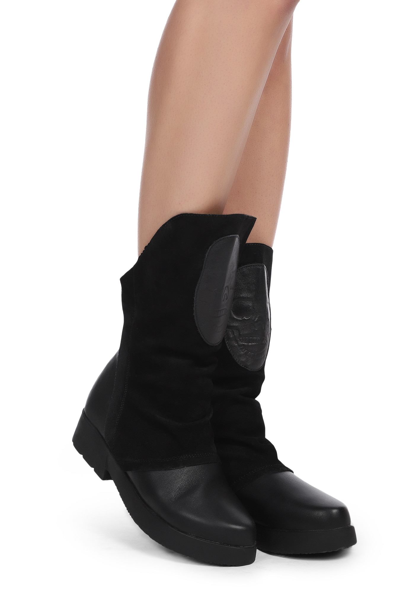 WAITING FOR HALLOWEEN'S BLACK MID-CALF BOOTS