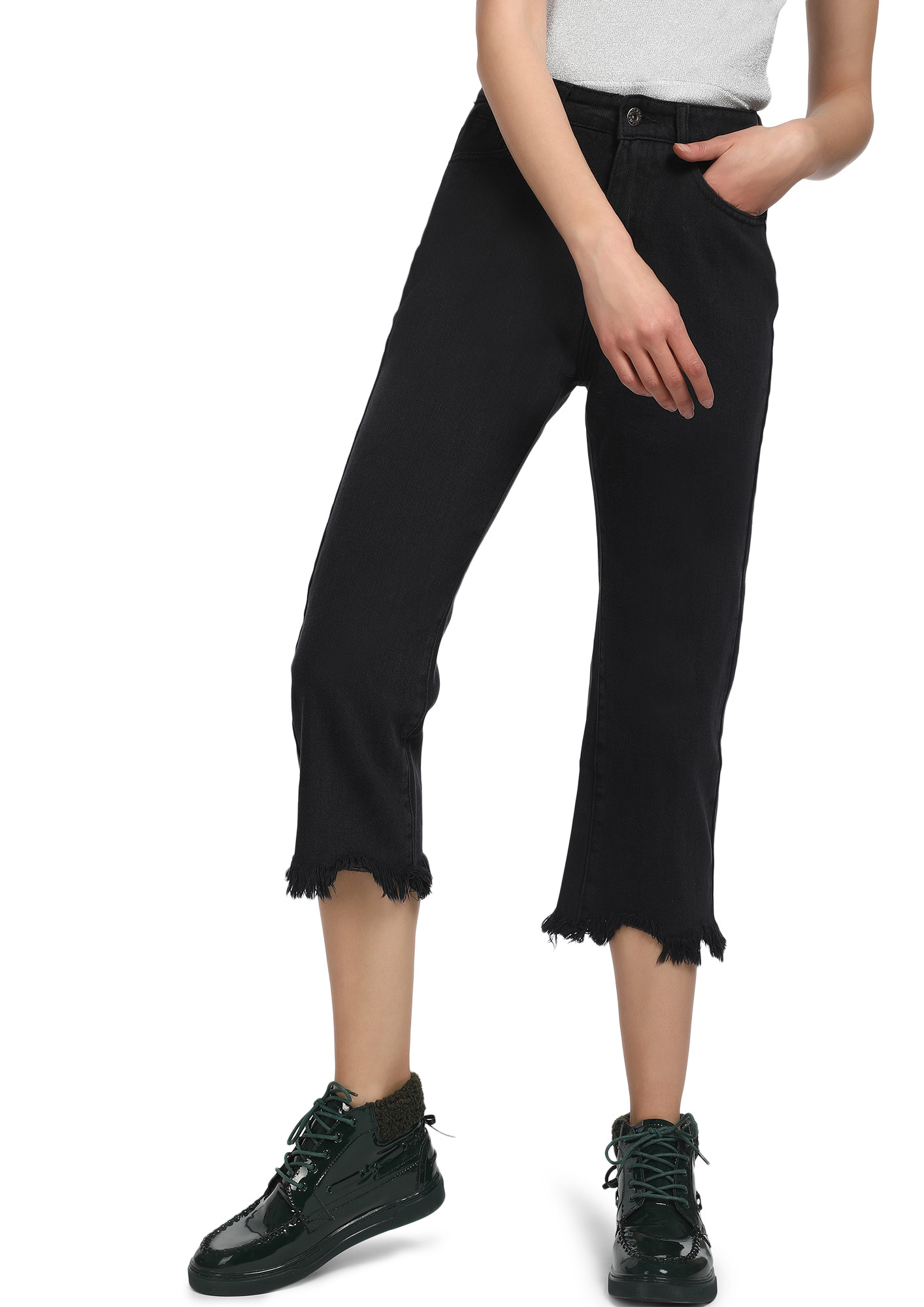 ONE FRAY AWAY BLACK CROPPED JEANS