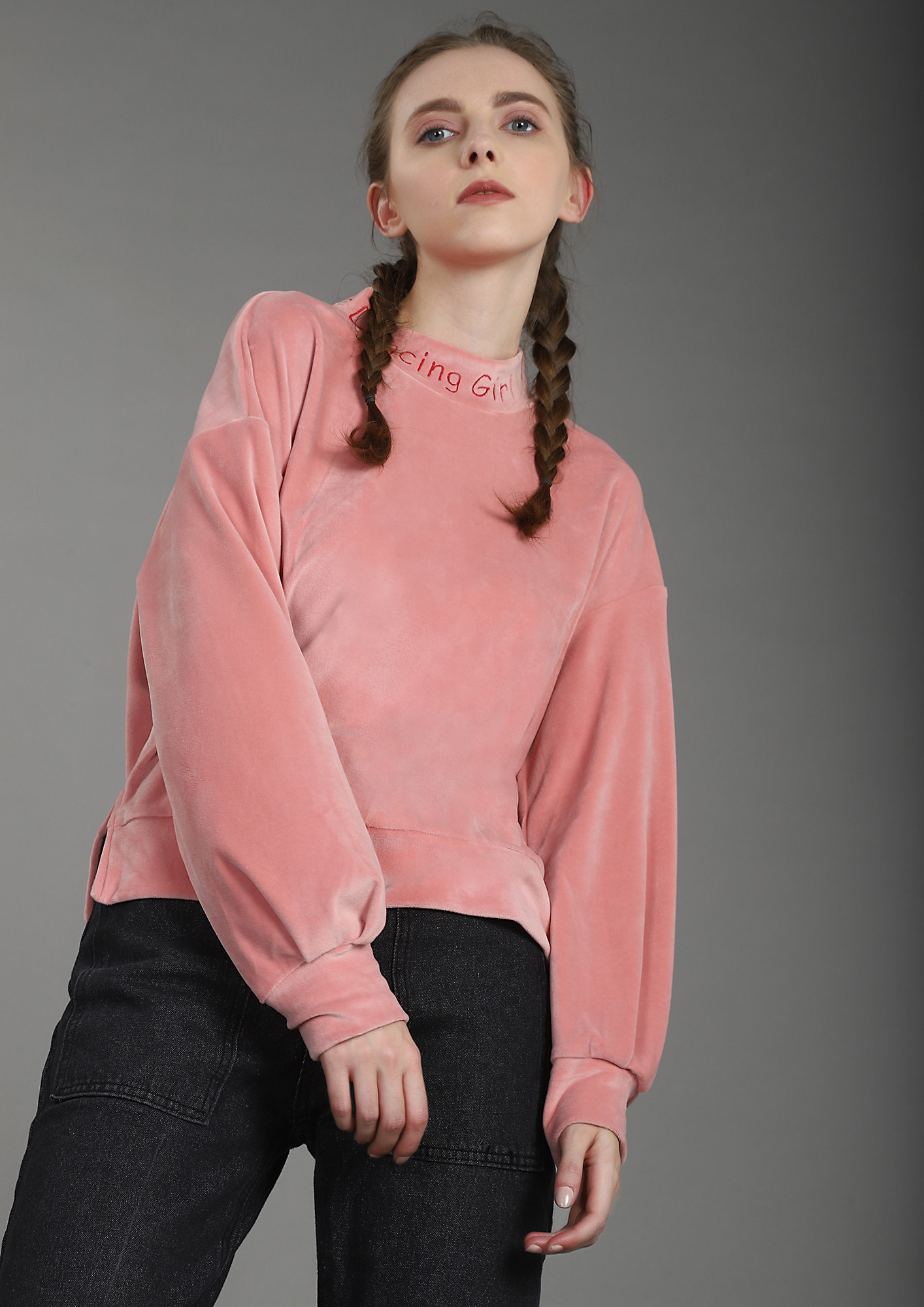 TO THE MINIMILIST ROUTE SUEDE PINK SWEATSHIRT