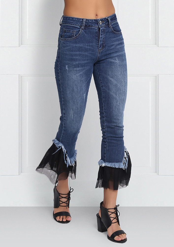 RUFFLE AND CROPPED JEANS