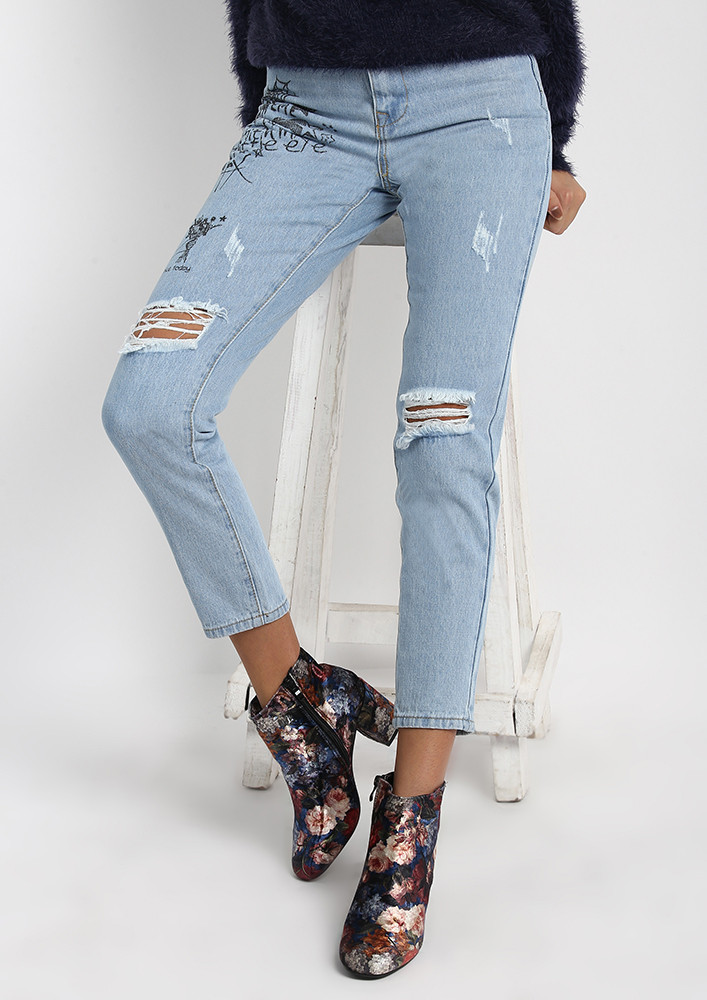 BLUE RIPPED AND CRAFT JEANS