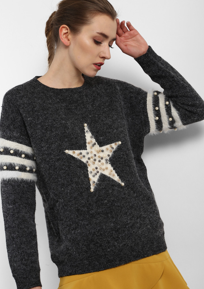 STAR POWER WITH PEARLS BLACK JUMPER